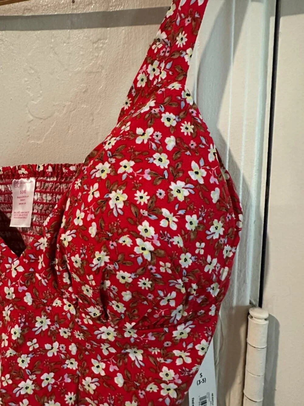 No Boundaries Red Floral 2-Piece Skirt Set Size Small NWT